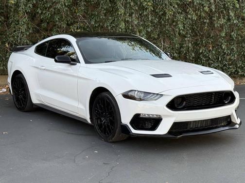 2020 Ford Mustang EcoBoost