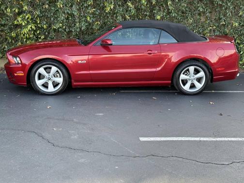 2013 Ford Mustang GT Premium