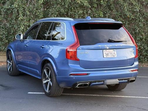 2017 Volvo XC90 T6 R-Design