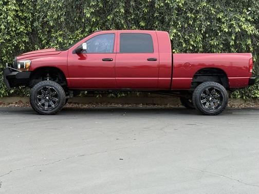 2006 Dodge Ram 2500 Laramie Mega Cab