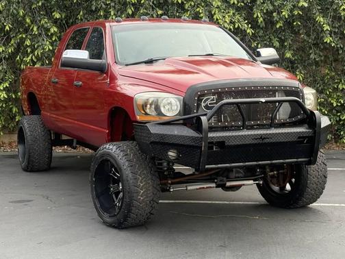2006 Dodge Ram 2500 Laramie Mega Cab