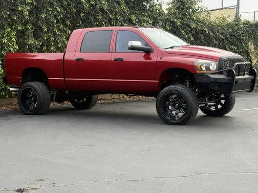 2006 Dodge Ram 2500 Laramie Mega Cab