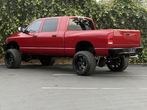 2006 Dodge Ram 2500 Laramie Mega Cab