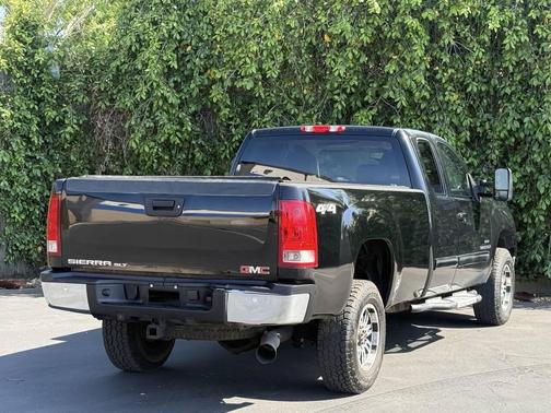 2009 GMC Sierra 3500 SLT Extended Cab