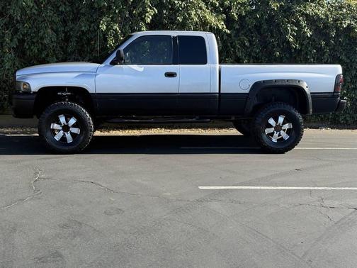 2001 Dodge Ram 2500 SLT Quad Cab