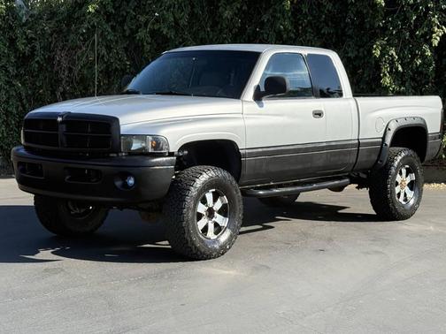 2001 Dodge Ram 2500 SLT Quad Cab