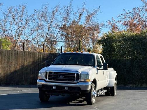 2004 Ford F-350 Lariat