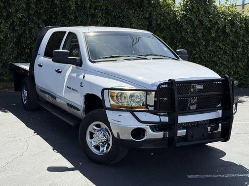 White 2006 Dodge Ram 2500 SLT Mega Cab