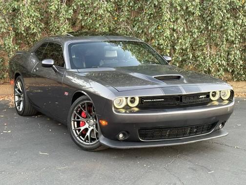 2015 Dodge Challenger SRT 392