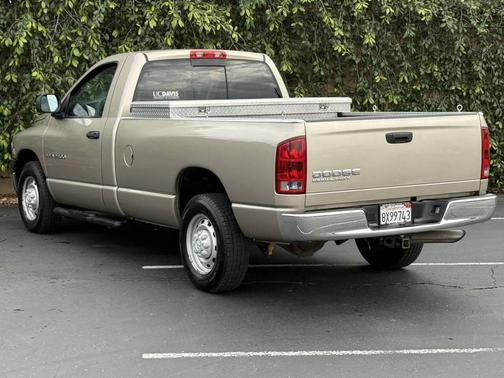 2004 Dodge Ram 2500 ST