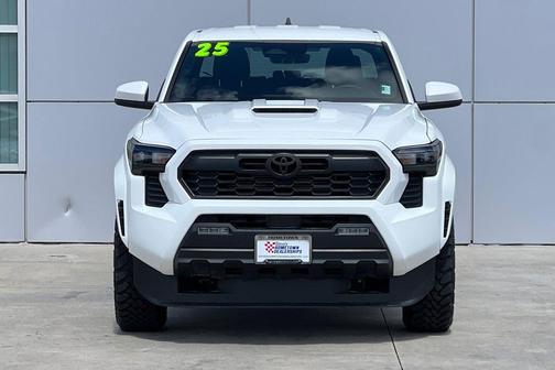 Ice 2025 Toyota Tacoma TRD Sport