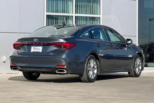 2021 Toyota Avalon XLE