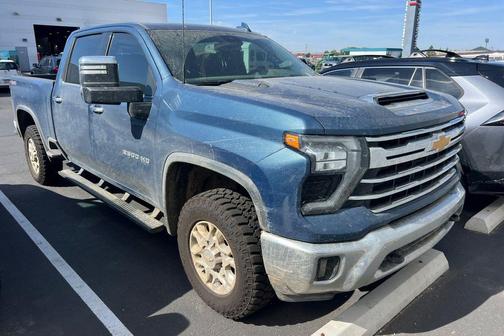 Lakeshore Blue Metallic 2025 Chevrolet Silverado 2500 LTZ