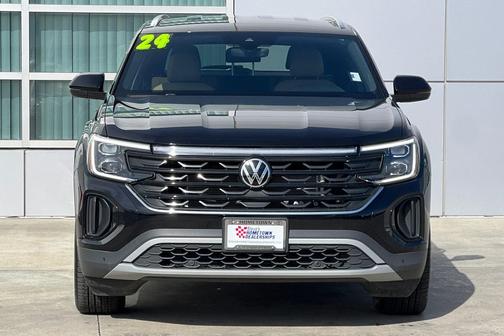 2024 Volkswagen Atlas Cross Sport 2.0T SE w/Technology 4MOTION