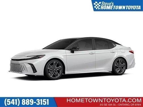 Wind Chill Pearl w/Midnight Black Metallic Roof 2026 Toyota Camry XSE