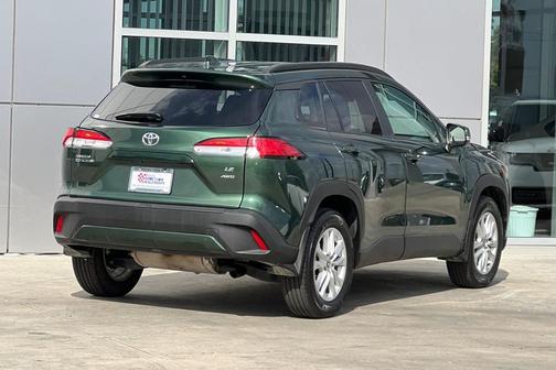 2024 Toyota Corolla Cross LE