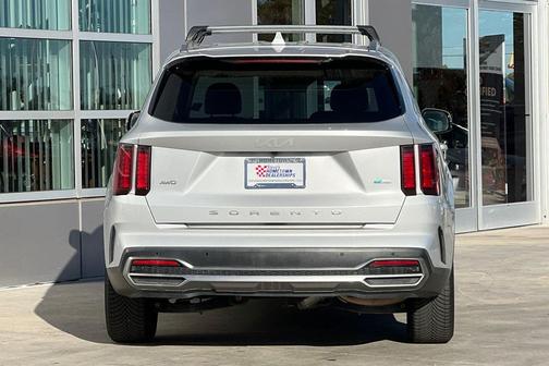 2022 Kia Sorento Hybrid S