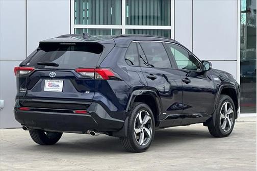 2024 Toyota RAV4 Prime SE