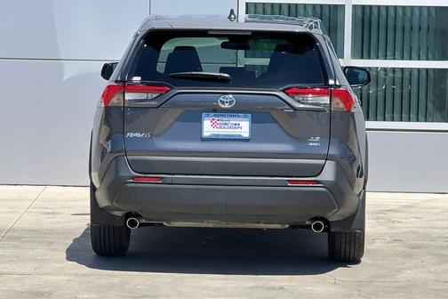 Magnetic Gray Metallic 2025 Toyota RAV4 LE