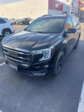 2024 GMC Terrain AWD AT4