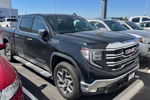 2022 GMC Sierra 1500 SLT