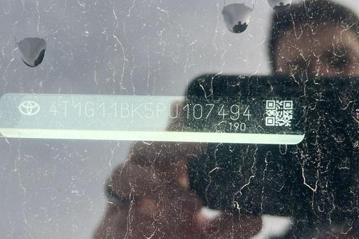 2023 Toyota Camry SE