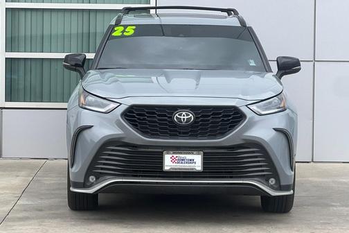 2025 Toyota Highlander XSE