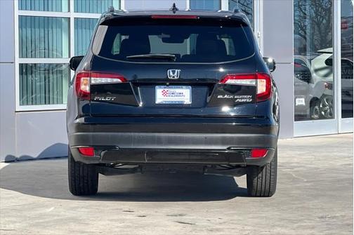 2020 Honda Pilot AWD Black Edition