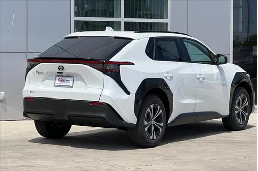 2025 Toyota bZ4X XLE