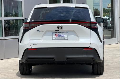 2025 Toyota bZ4X XLE