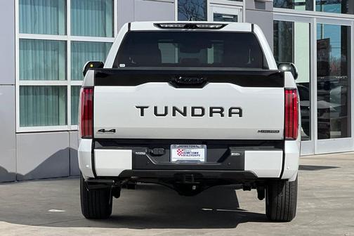2026 Toyota Tundra Hybrid Platinum