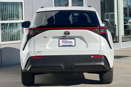 2026 Toyota bZ XLE Plus