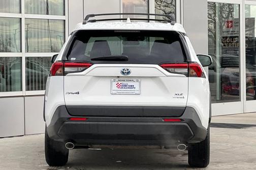 2021 Toyota RAV4 Hybrid XLE
