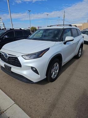 2023 Toyota Highlander Hybrid LE