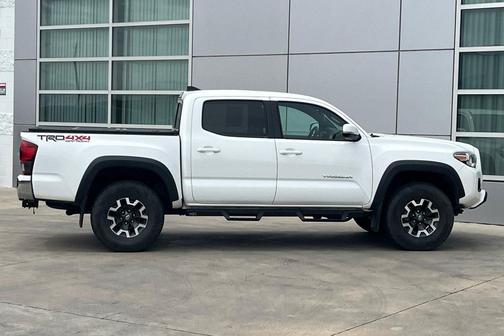 Super White 2018 Toyota Tacoma TRD Off Road