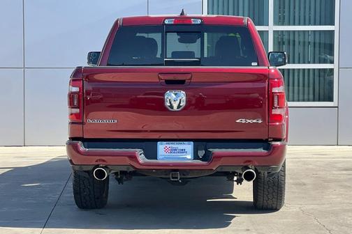 Delmonico Red Pearlcoat 2022 RAM 1500 Laramie
