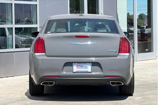 2019 Chrysler 300 S