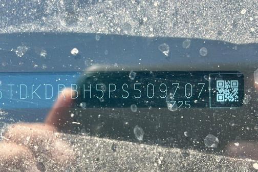 Pearl 2023 Toyota Highlander XSE