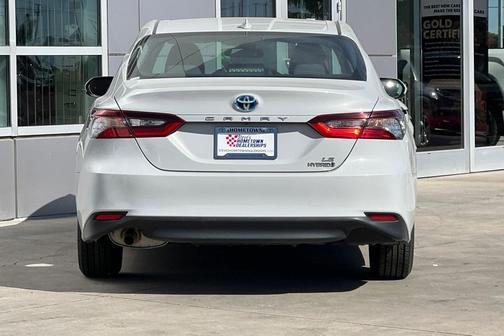 2022 Toyota Camry LE
