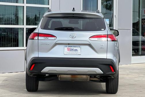 2025 Toyota Corolla Cross LE