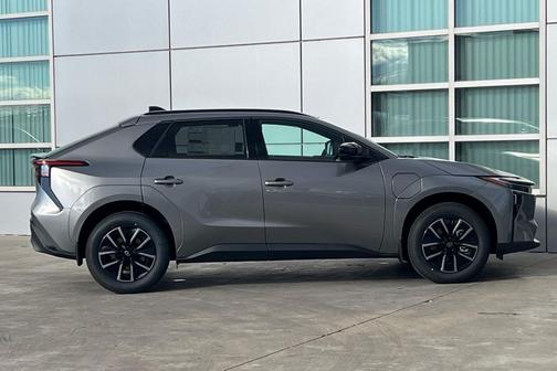 2026 Toyota bZ XLE Plus