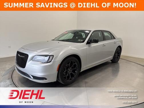 2019 Chrysler 300 Touring