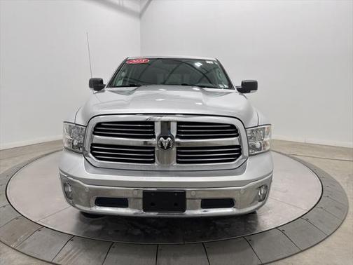 2018 RAM 1500 Big Horn Crew Cab 4x4 64' Box