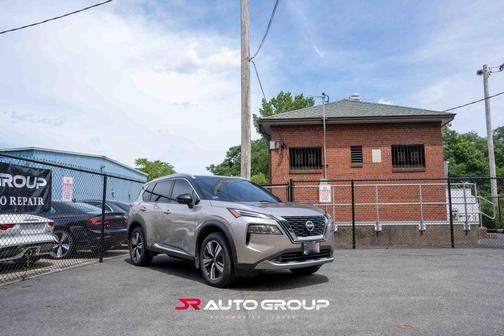 2021 Nissan Rogue Platinum