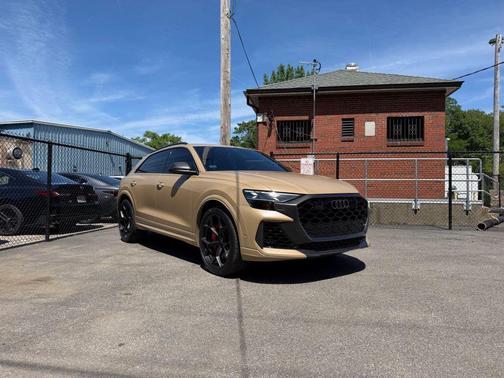 2025 Audi RS Q8 4.0T