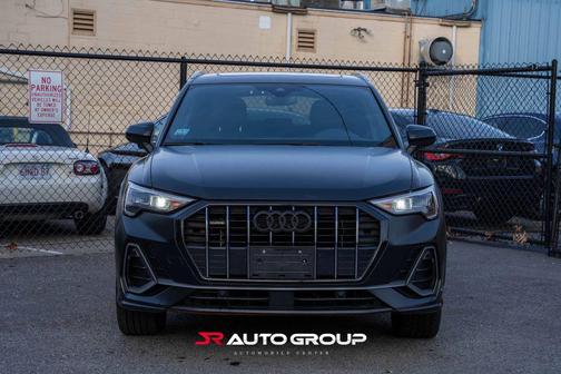 2021 Audi Q3 45 S line Premium