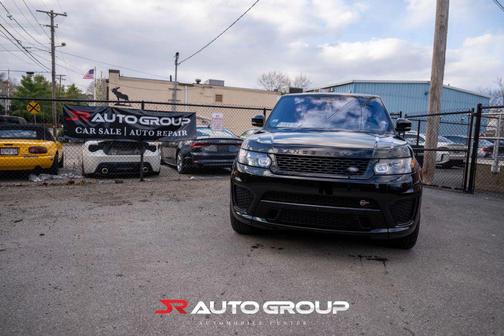 2017 Land Rover Range Rover Sport 5.0L Supercharged SVR