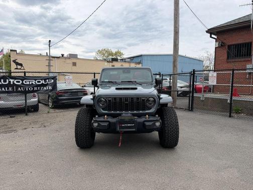 Anvil Clear Coat 2024 Jeep Wrangler Rubicon 392