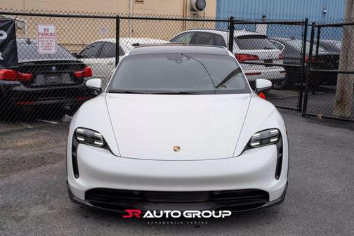 2022 Porsche Taycan 4