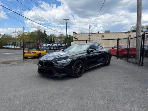 2022 BMW M8 Competition